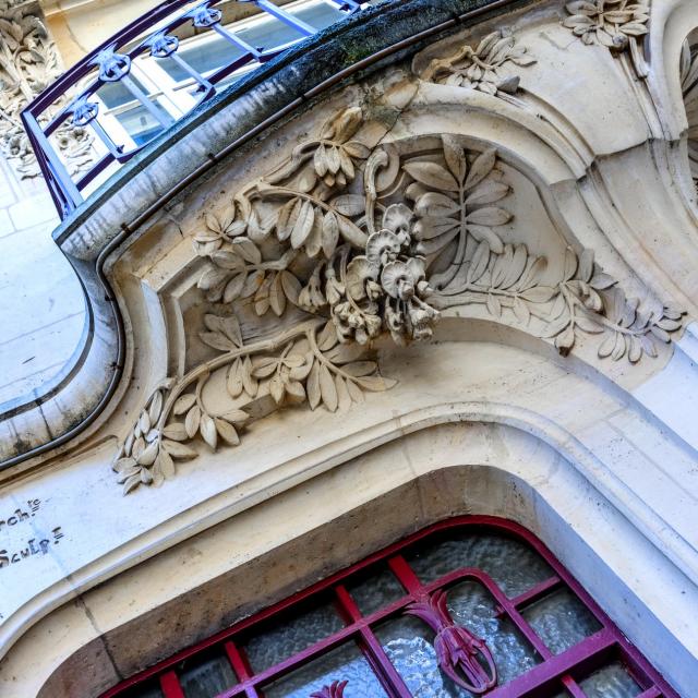 Art Nouveau Avenue Anatole France - Maison Déon